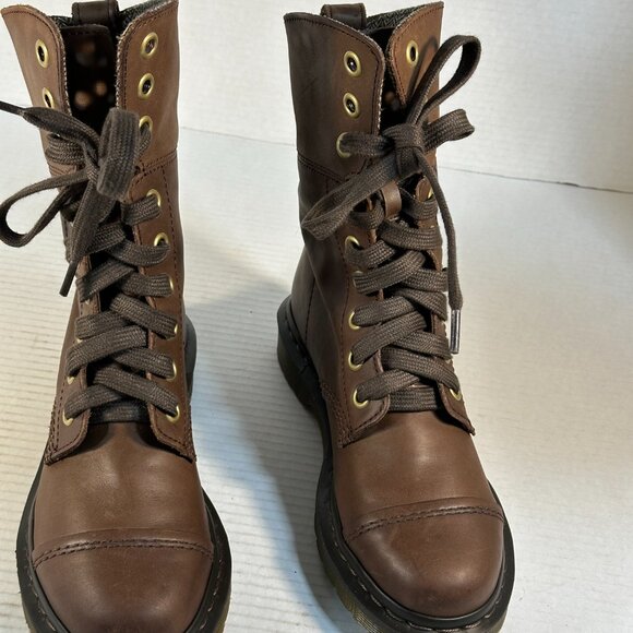 Dr. Martens Shoes - Dr. Martens Ladies size 7 Amilita Combat boots